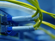 ការ ណែនាំ ពេញលេញ ទៅ កាន់ fibers optical multimode