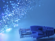 Ethernet Cabling ៖ ក្រហម ប្រឆាំង នឹង Fiber - តើ អ្វី ជា ជម្រើស ល្អ បំផុត ?